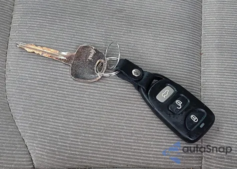 2018 Hyundai Elantra Se из США, поврежденный, VIN 5NPD74LF3JH262555